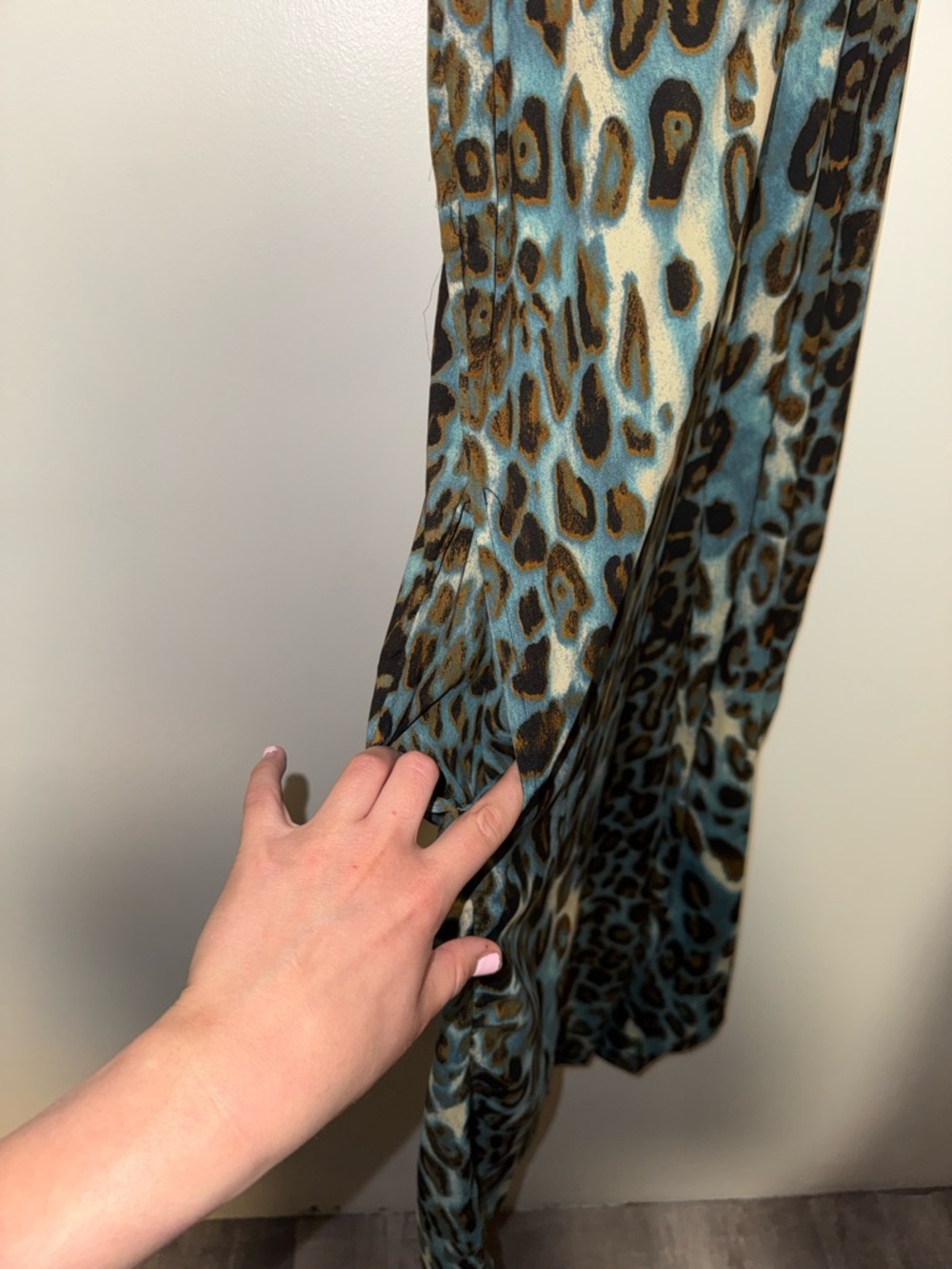 RAGA Leopard Print Wide-Leg Sleeveless V-Neck Jumpsuit Blue Brown M - Picture 4 of 5